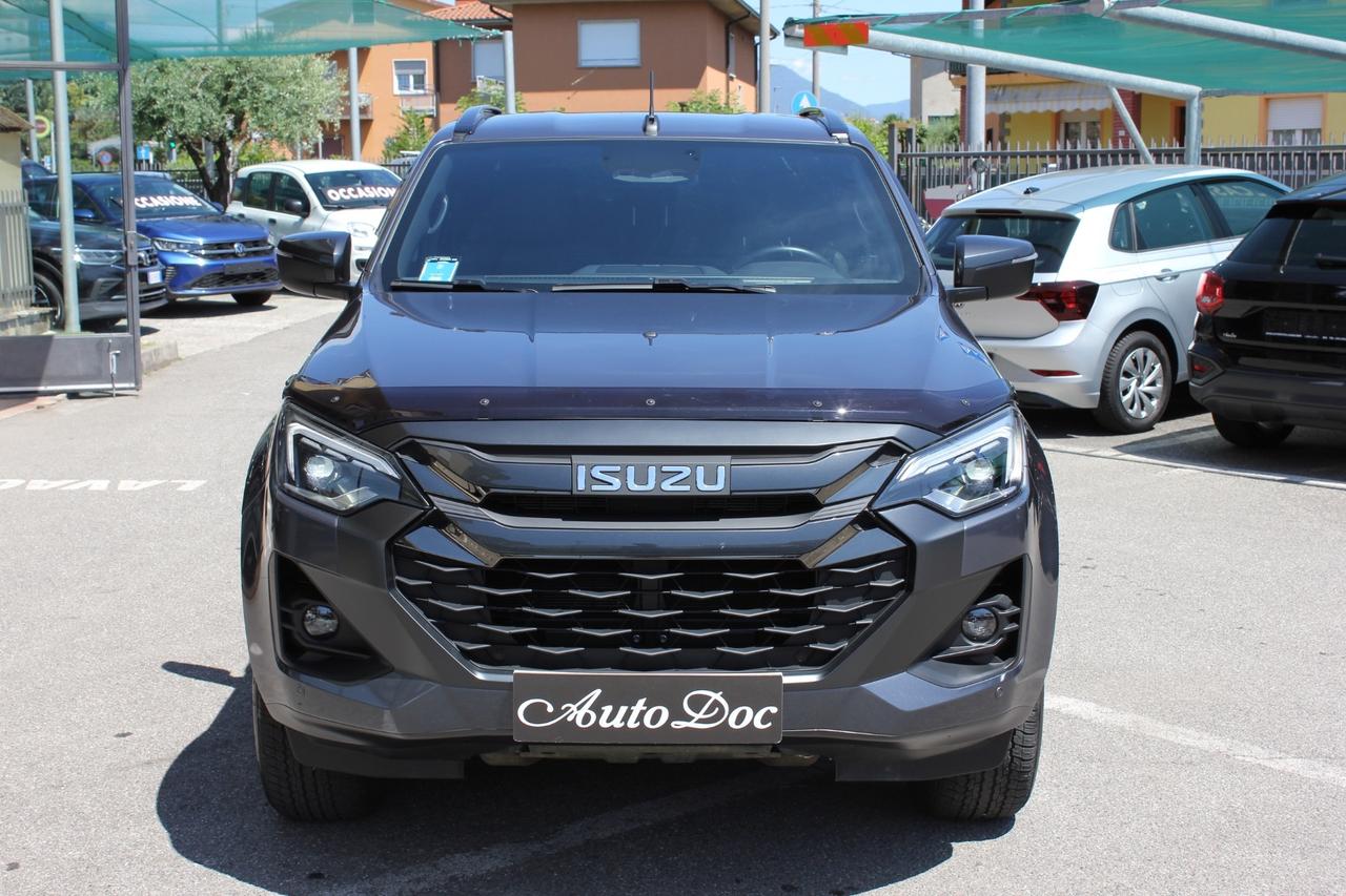 ISUZU N60 NITRO SPORT D-MAX N60 1.9 AUT. SPACE CAB. CEMERA POST. SEDILI RISC.