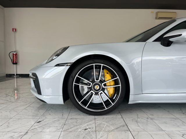 PORSCHE 911 Turbo S Coupé 650cv PDK