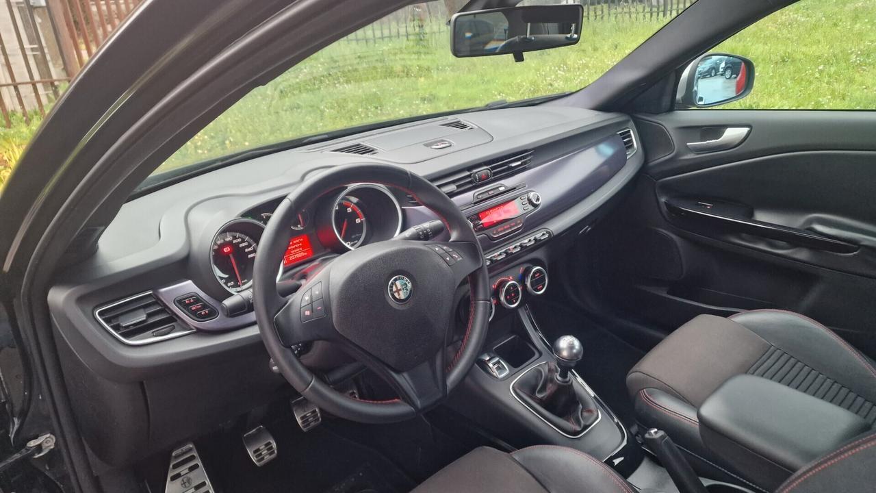 Alfa Romeo Giulietta 1.6 JTDm-2 105 CV Distinctive