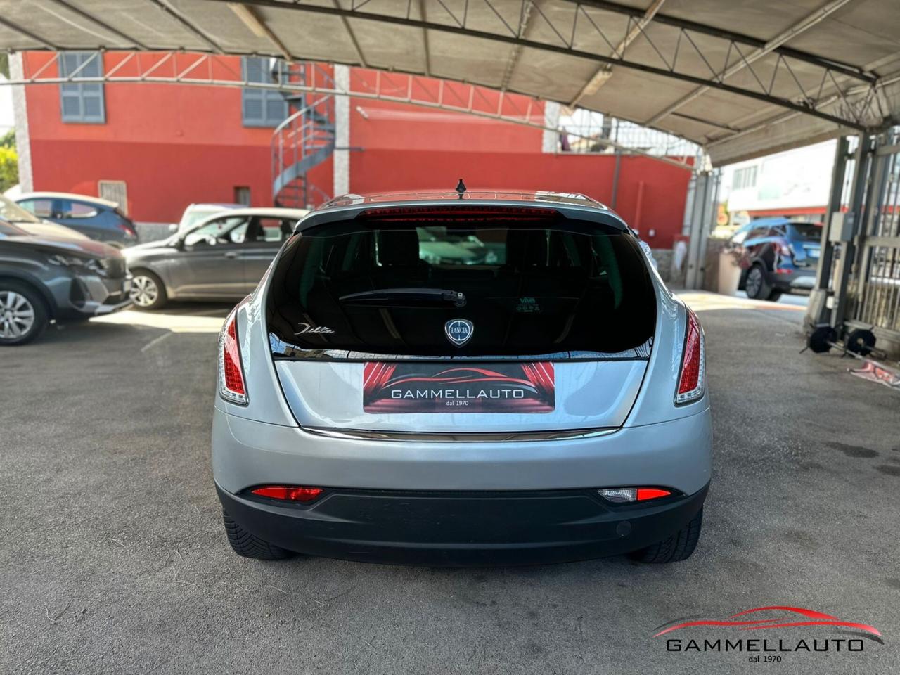 Lancia Delta 1.6 mjt Argento 120cv E5