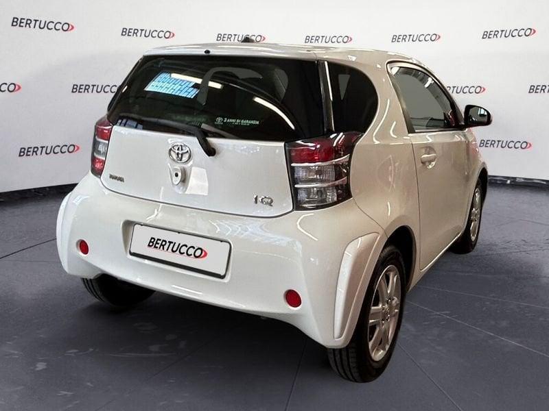 Toyota iQ 1.0 Multidrive