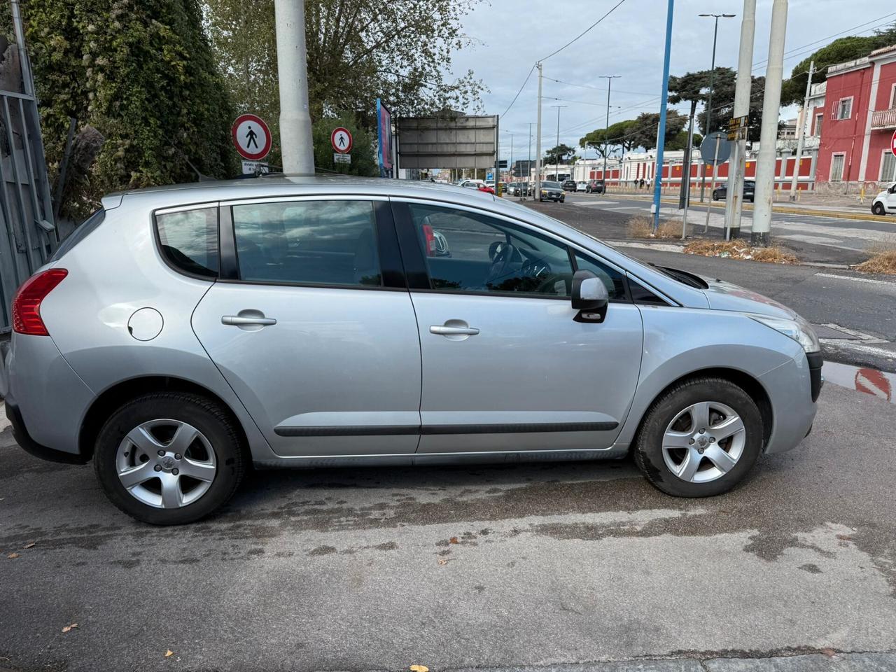 Peugeot 3008 1.6 HDi 115CV Business 2013 DA VETRINA