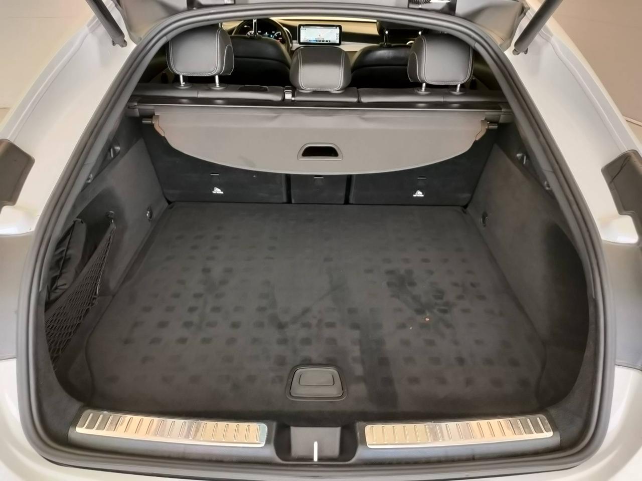 Mercedes-Benz GLC Coupe - C253 2019 - GLC Coupe 220 d Night edition 4matic