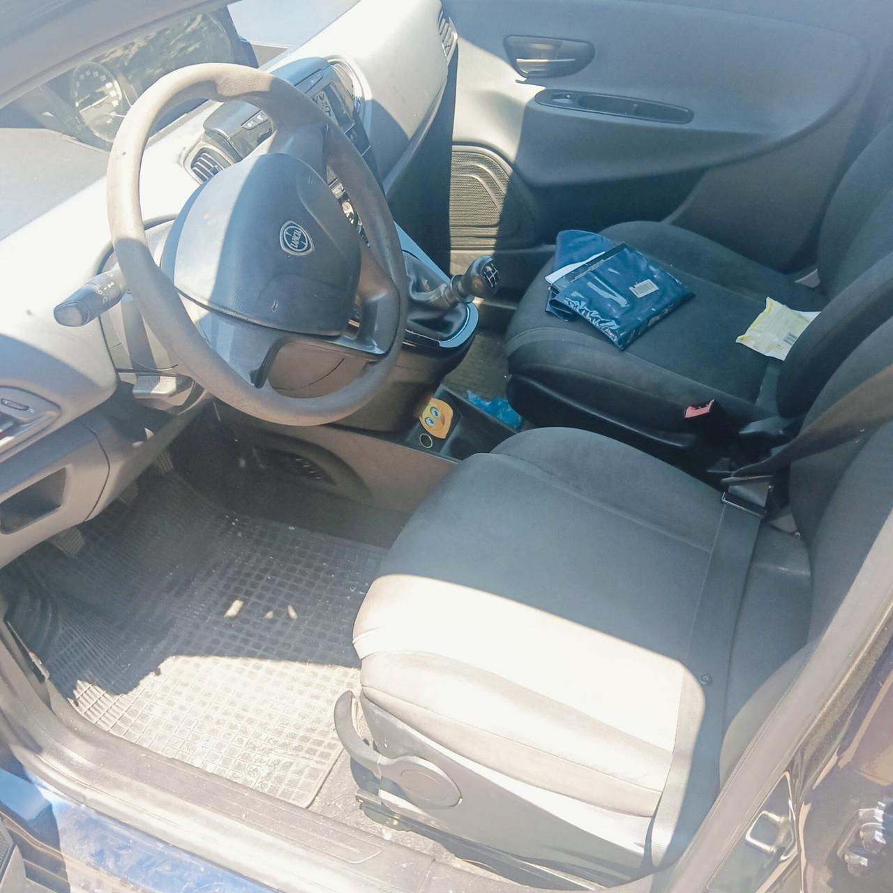 Lancia Ypsilon 1.2 69 CV 5 porte GPL Ecochic Gold
