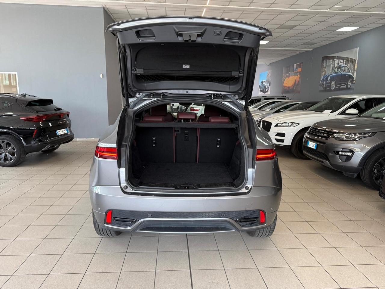 Jaguar E-Pace R-Dynamic Diesel Ibrida Automatica