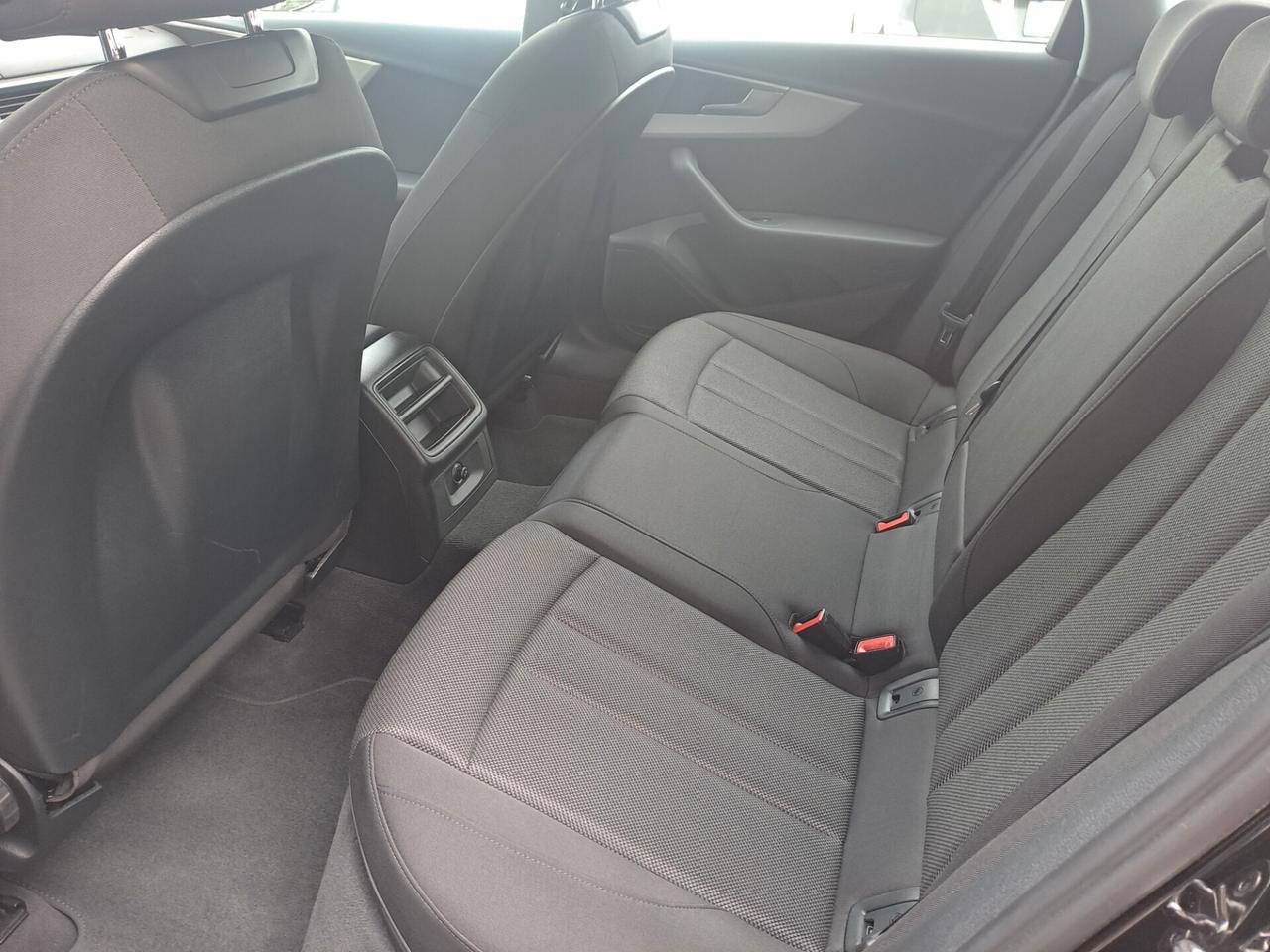 Audi A4 Avant 35 2.0 TDI 163CV S-tronic
