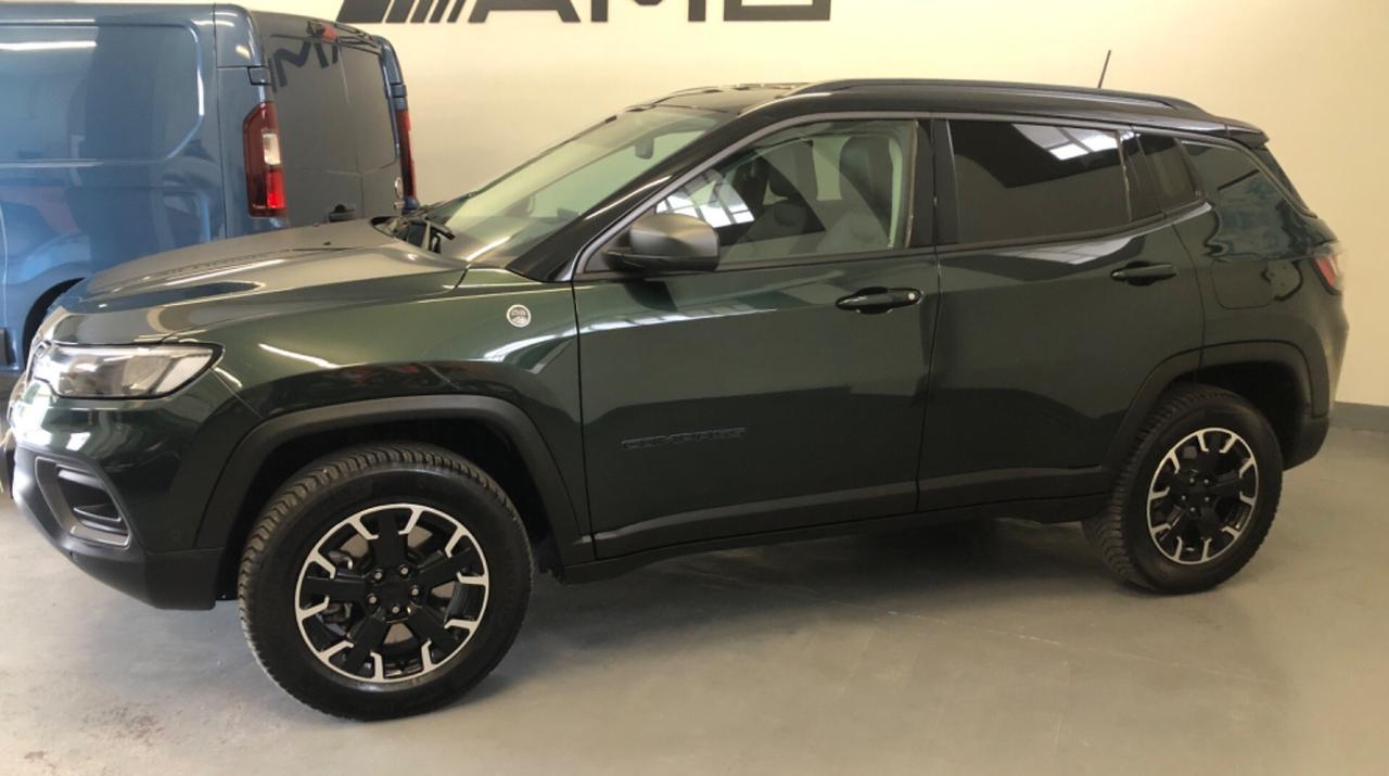 Jeep Compass 1.3 Turbo T4 240 CV PHEV AT6 4xe Trailhawk