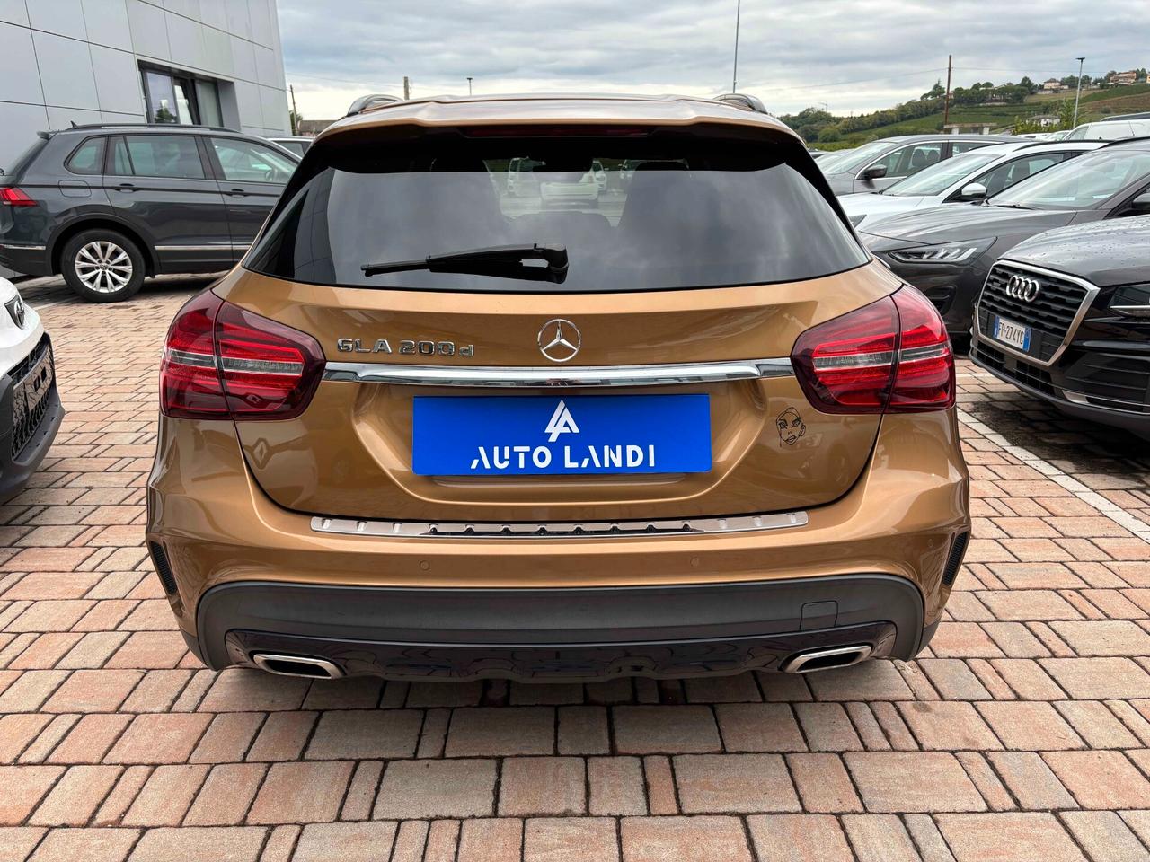 Mercedes-benz GLA 200
