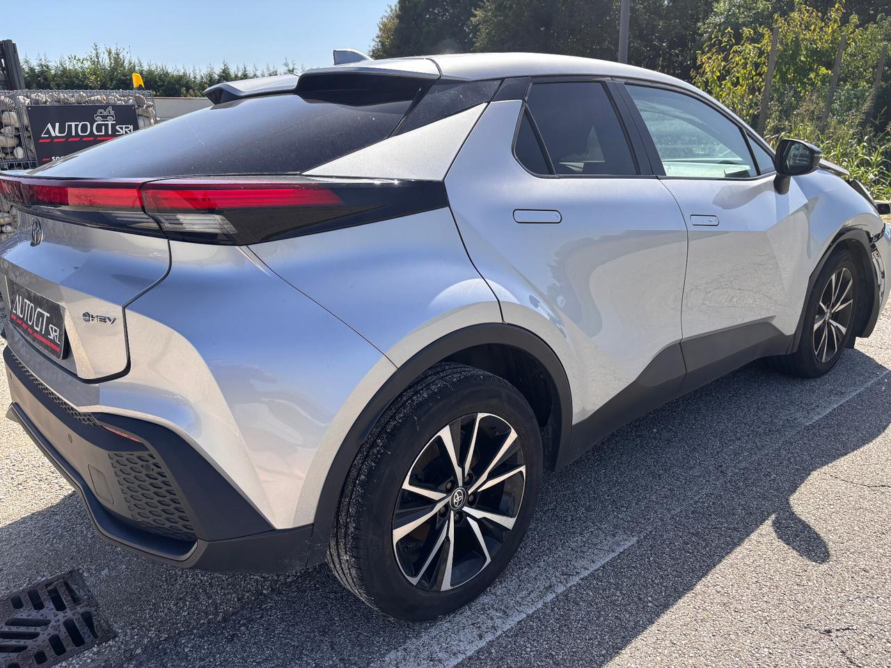 Toyota C-HR 2.0 HV Lounge Premiere