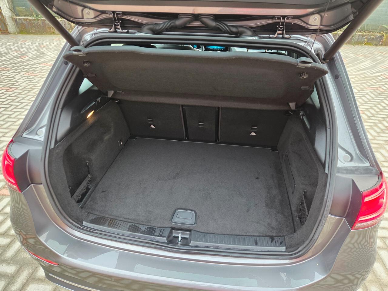 Mercedes-benz B 180 Automatic Premium 136cv