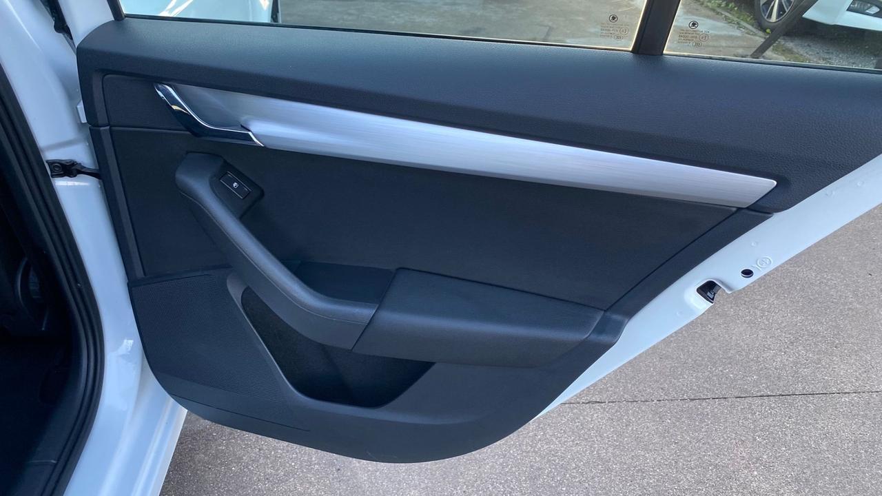 Skoda Octavia 1.6 TDI CR 115 CV Wagon Executive