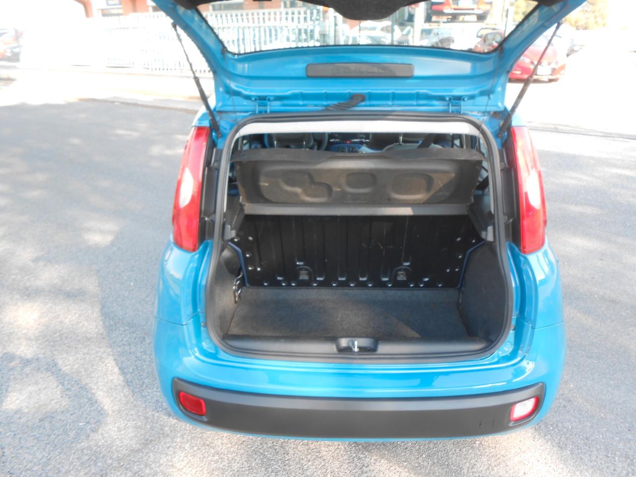 Fiat Panda 1.2 Lounge 69 cv 5 posti