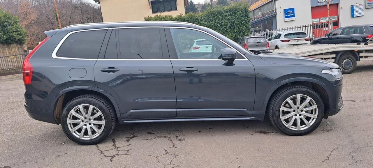 Volvo XC 90 XC90 B5 (d) AWD Geartronic 7 posti Momentum Pro