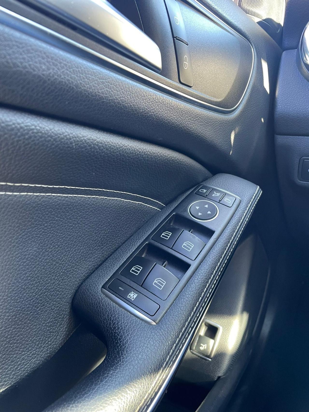 Mercedes-benz GLA 200 d Automatic Premium