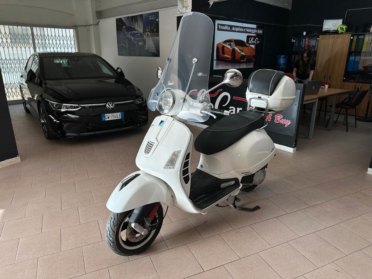 Piaggio Vespa 125 GTS SUPER