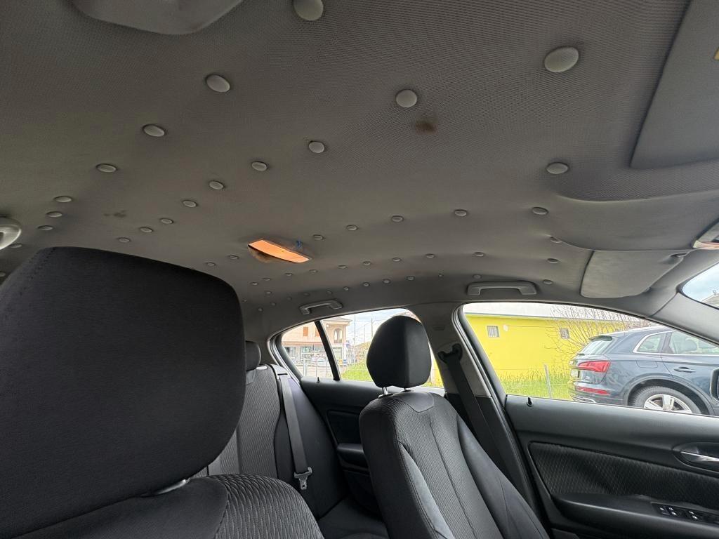 Bmw 118 d 5p. 143cv Unique