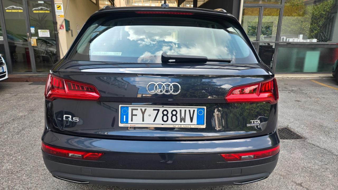 Audi Q5 35 TDI quattro S tronic Business