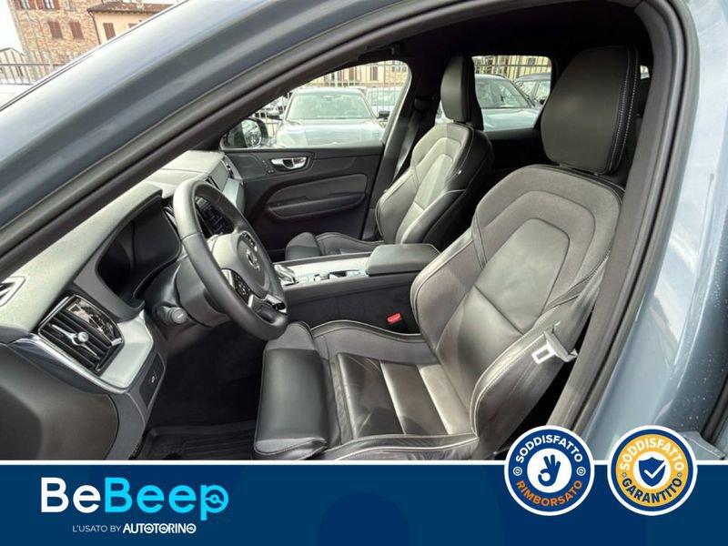 Volvo XC60 2.0 B4 PLUS DARK AWD AUTO