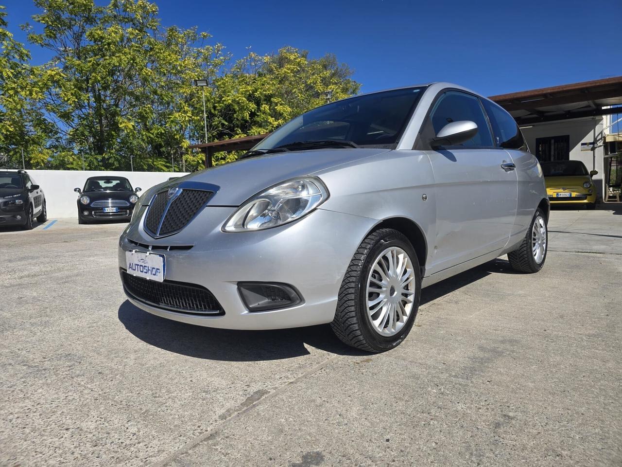 Lancia Ypsilon 1.2 Argento
