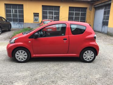 Toyota Aygo 1.0 12V VVT-i 3 porte Sol