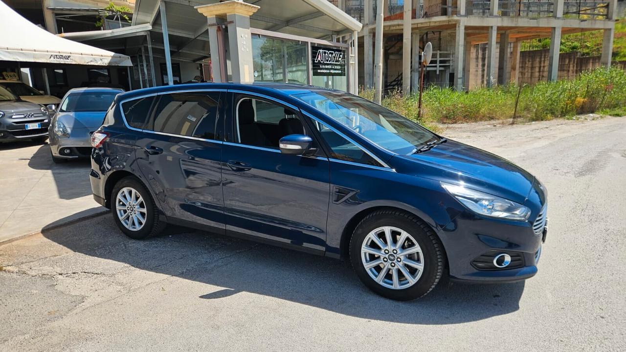 Ford S-Max 2.0 TDCi 150CV Titanium
