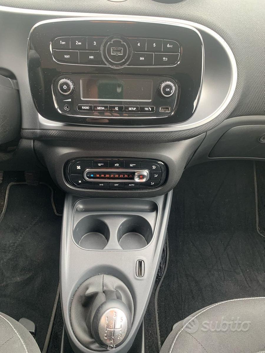 Smart forfour 453