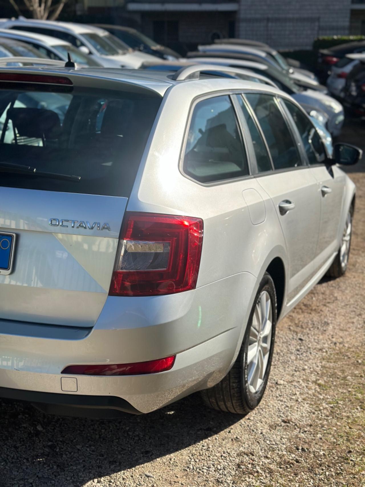 Skoda OCTAVIA 1.6 TDI CR 110 CV DSG OTTIME CONDIZIONI