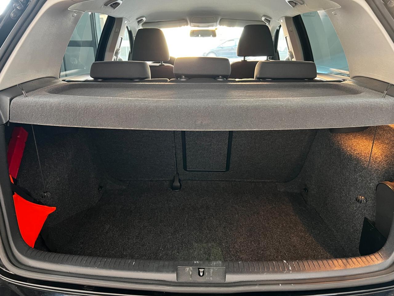Volkswagen Golf 1.6 TDI DPF 5p. Highline