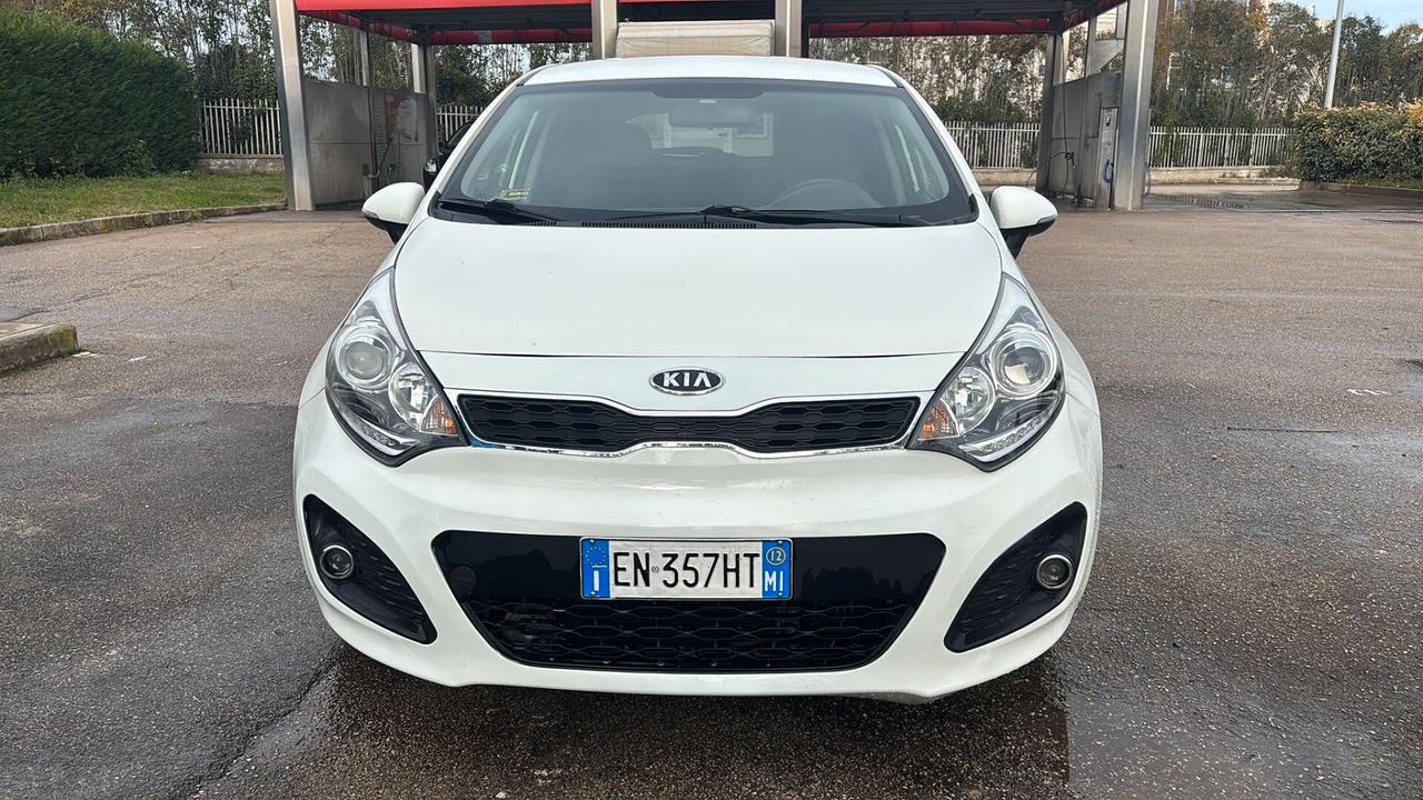 Kia Rio 1.4 CRDi WGT 5p. EX