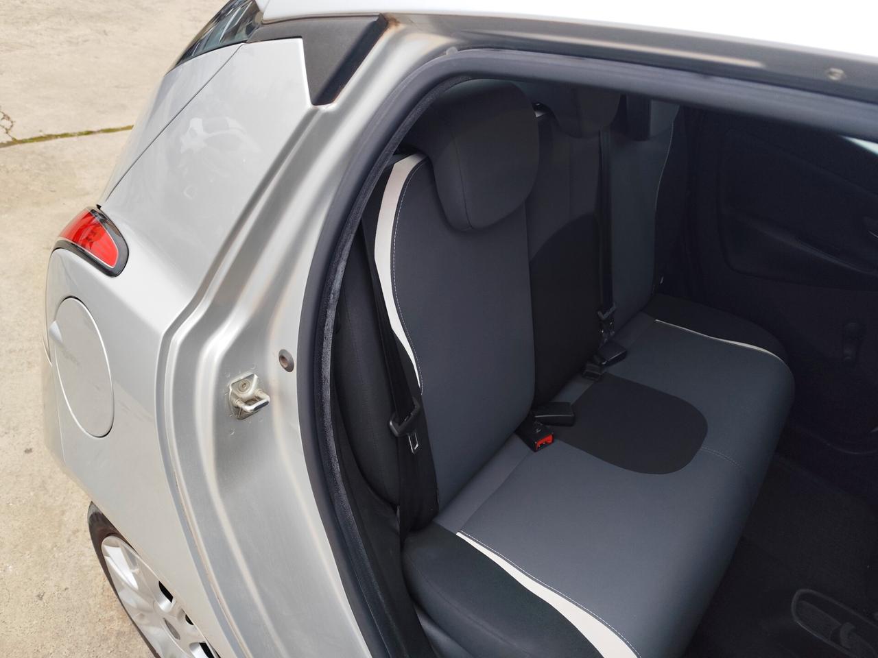 Lancia Ypsilon 1.2 69 CV 5 porte GPL Ecochic Elefantino