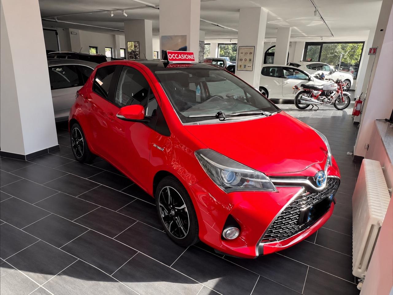 Toyota Yaris 1.5 Hybrid 5 porte Active