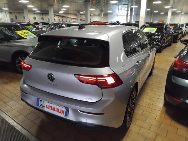 VOLKSWAGEN Golf 1.0 eTSI EVO Life DSG 17" MHEV C/GRIMALDI SP.DAY