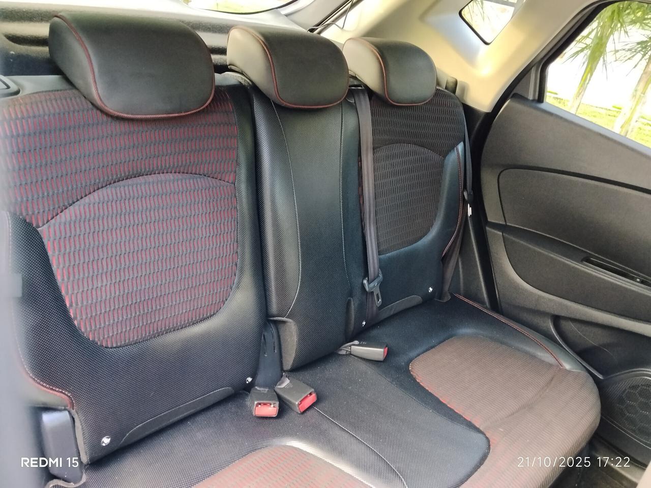 Renault Captur dCi 1.5 diesel 110 CV Start&Stop Energy Iconic