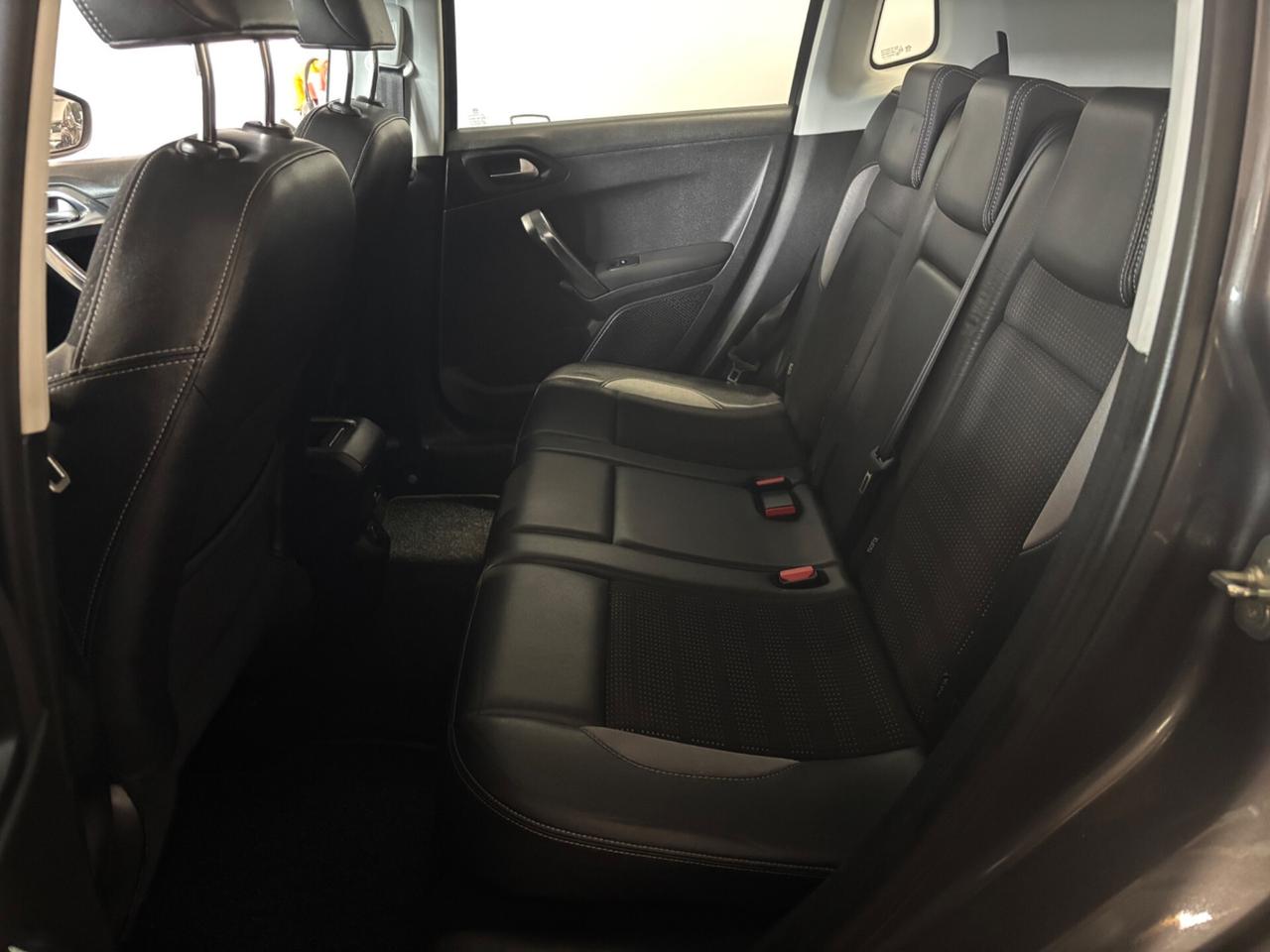 Peugeot 2008 1.6 e-HDi OK NEOPATENTATI