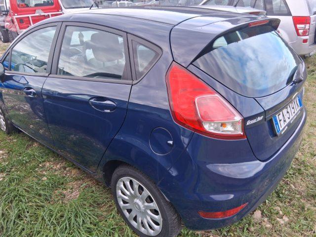 FORD Fiesta 1.5 TDCi 75CV 5 porte Titanium INCIDENTATA r