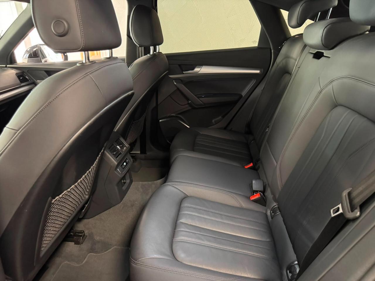 Audi Q5 SPB 40 TDI quattro S tronic Identity Black
