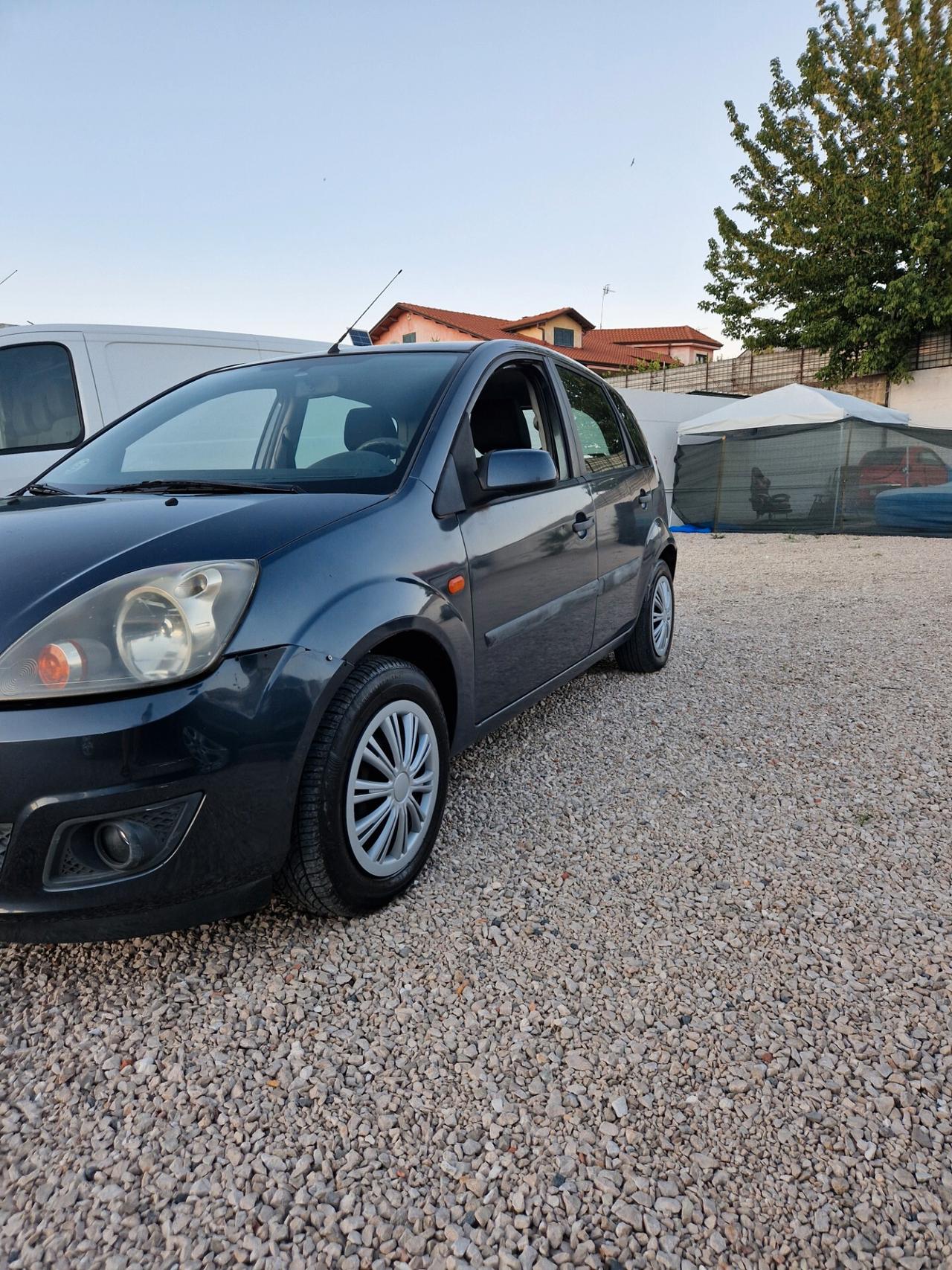 Ford Fiesta 1.4 TDCi 5p. Titanium