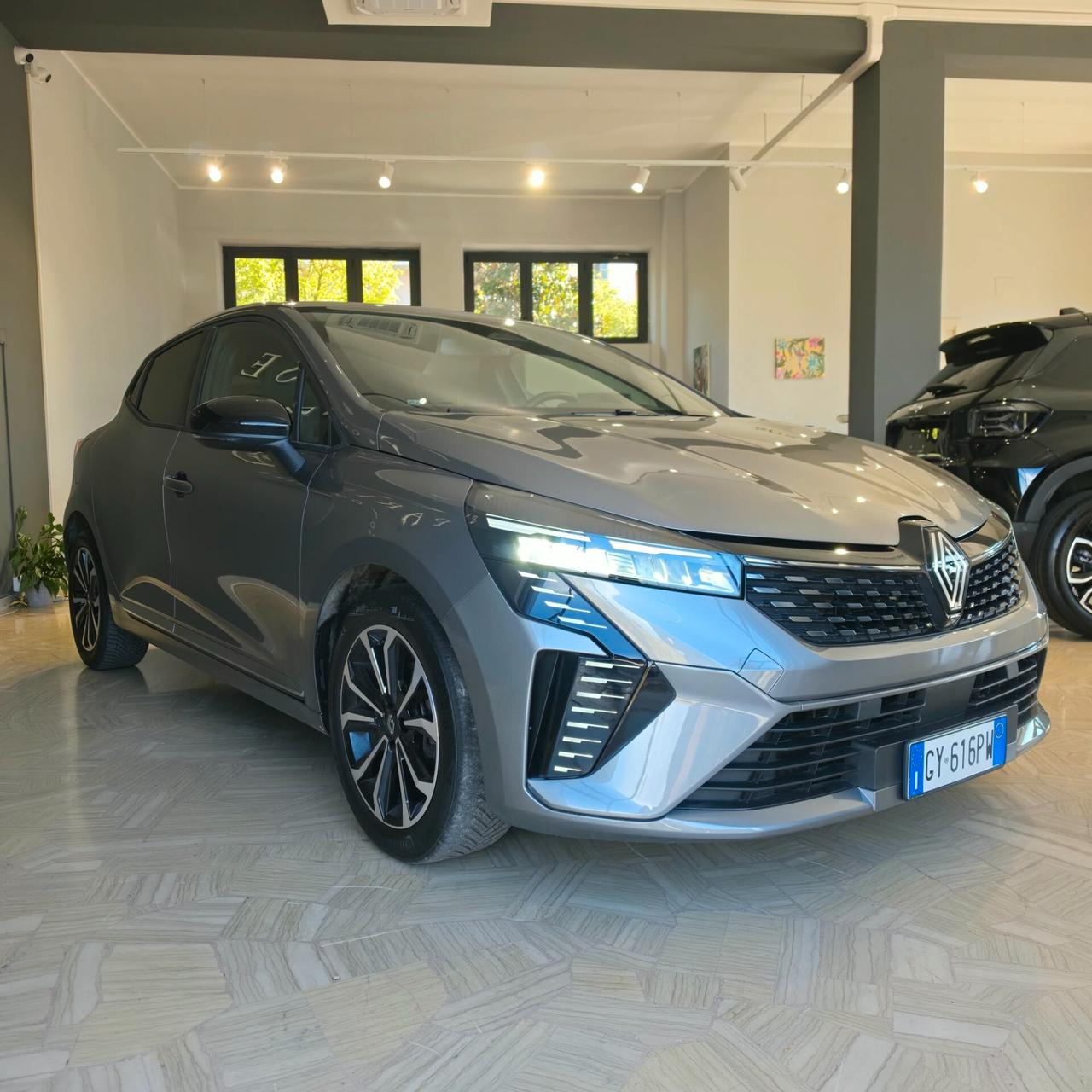 Renault Clio TCe 90 CV 5 porte Techno