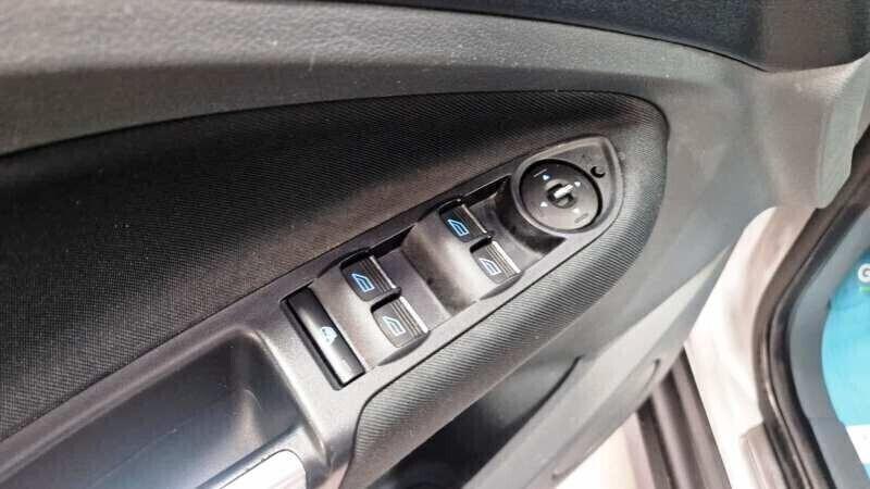 Ford C-Max 1.6 TDCi 115 CV Titanium