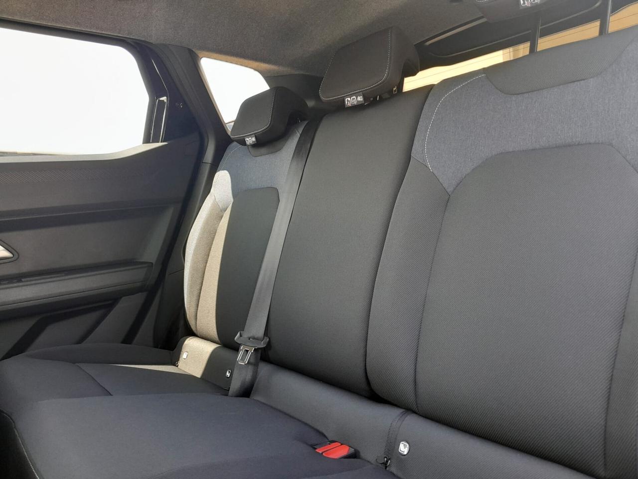 !!! Dacia Duster JOURNEY FULL HYBRID 155 CV "KM ZERO" !!!