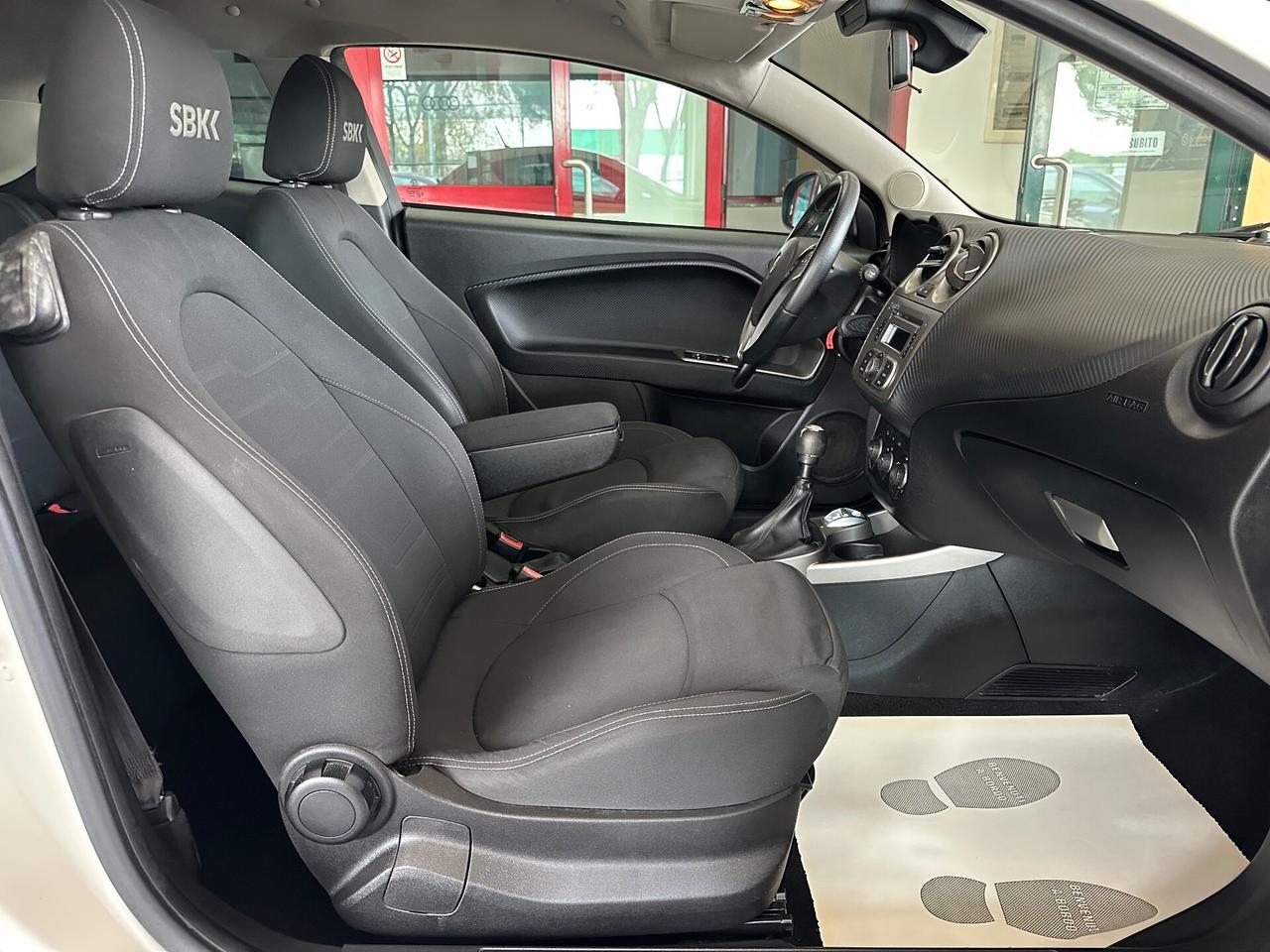 Alfa Romeo MiTo 1.4 T 105CV M.air S&S Distinctive