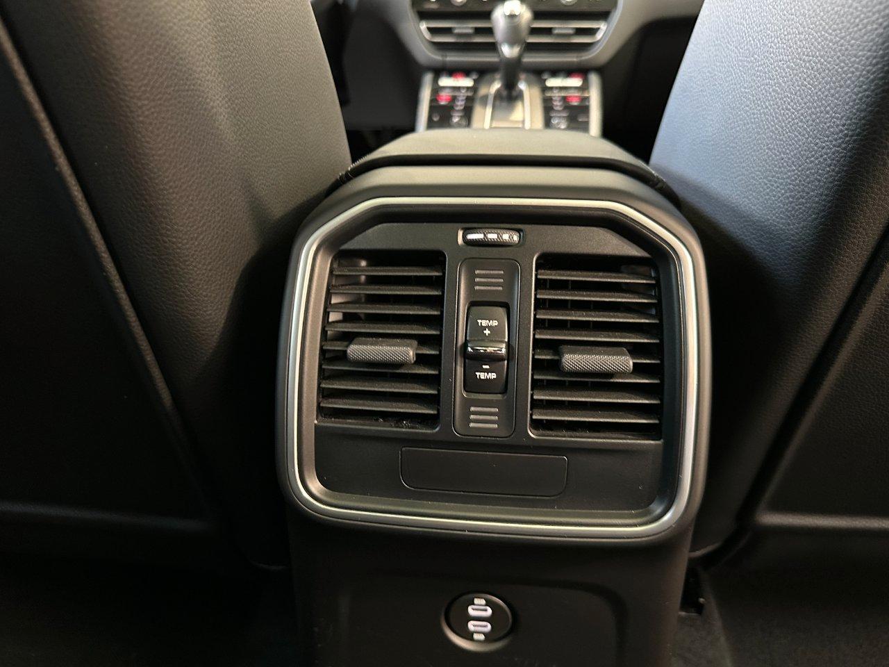 Porsche Macan 2.0 PDK - 21"-Tetto-Camera 360-PASM-PDLS-Scarichi