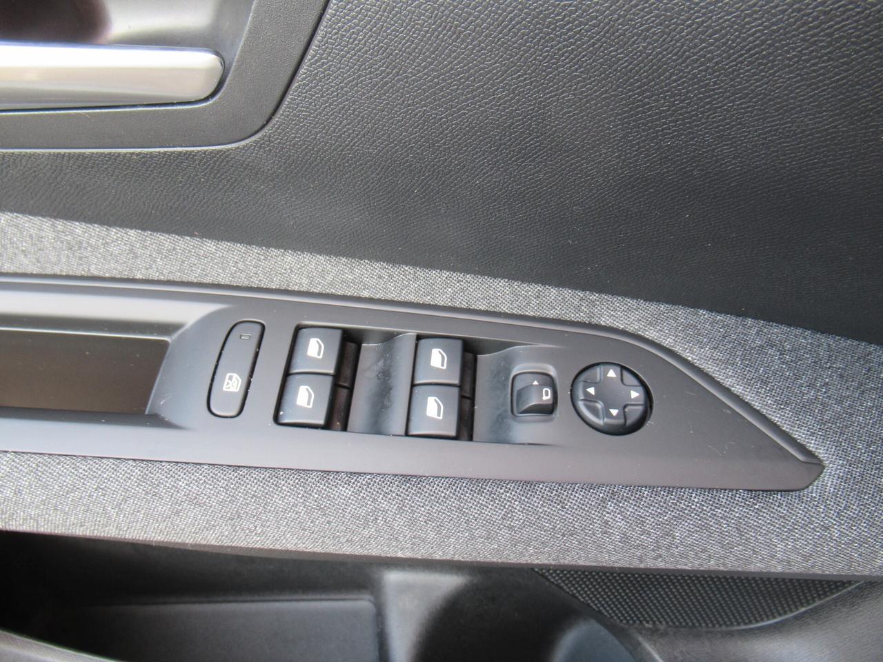 Peugeot 3008 BlueHDi 130 S&S Business