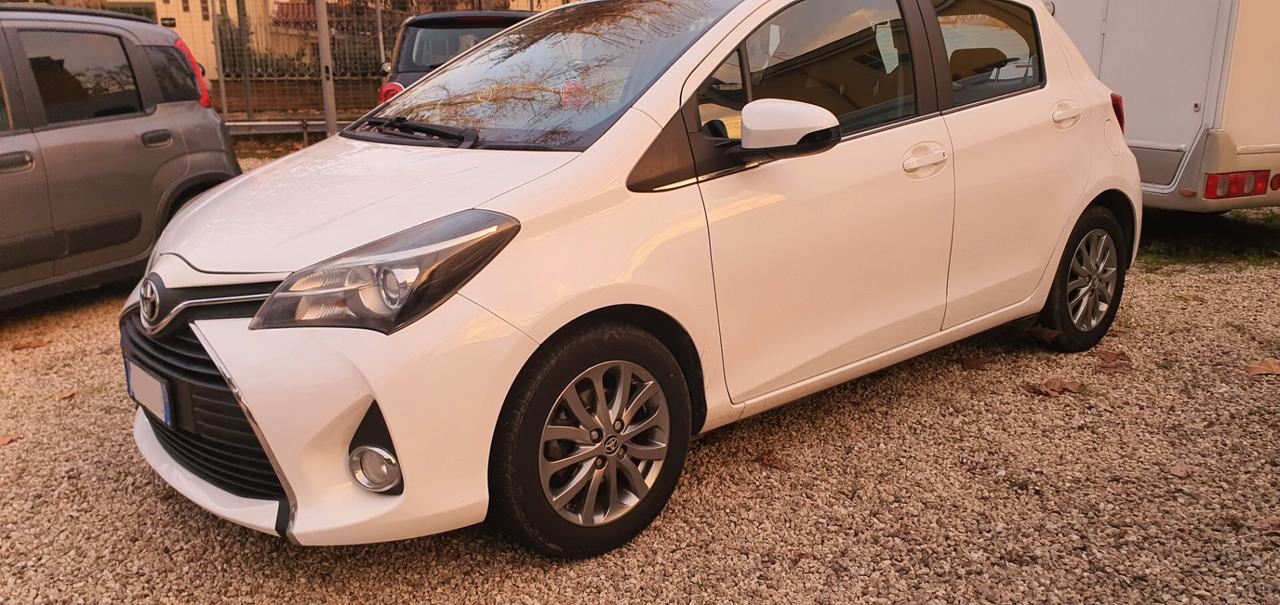 Toyota Yaris 1.0 5 porte Lounge