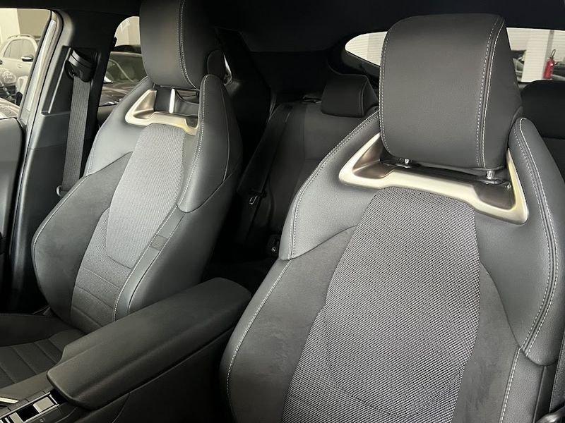 Toyota C-HR 2.0 HV E-CVT Lounge