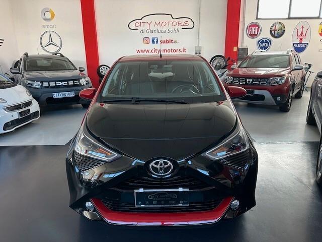 Toyota Aygo 1.0 VVT-i 69 CV 5 porte x-play TSS