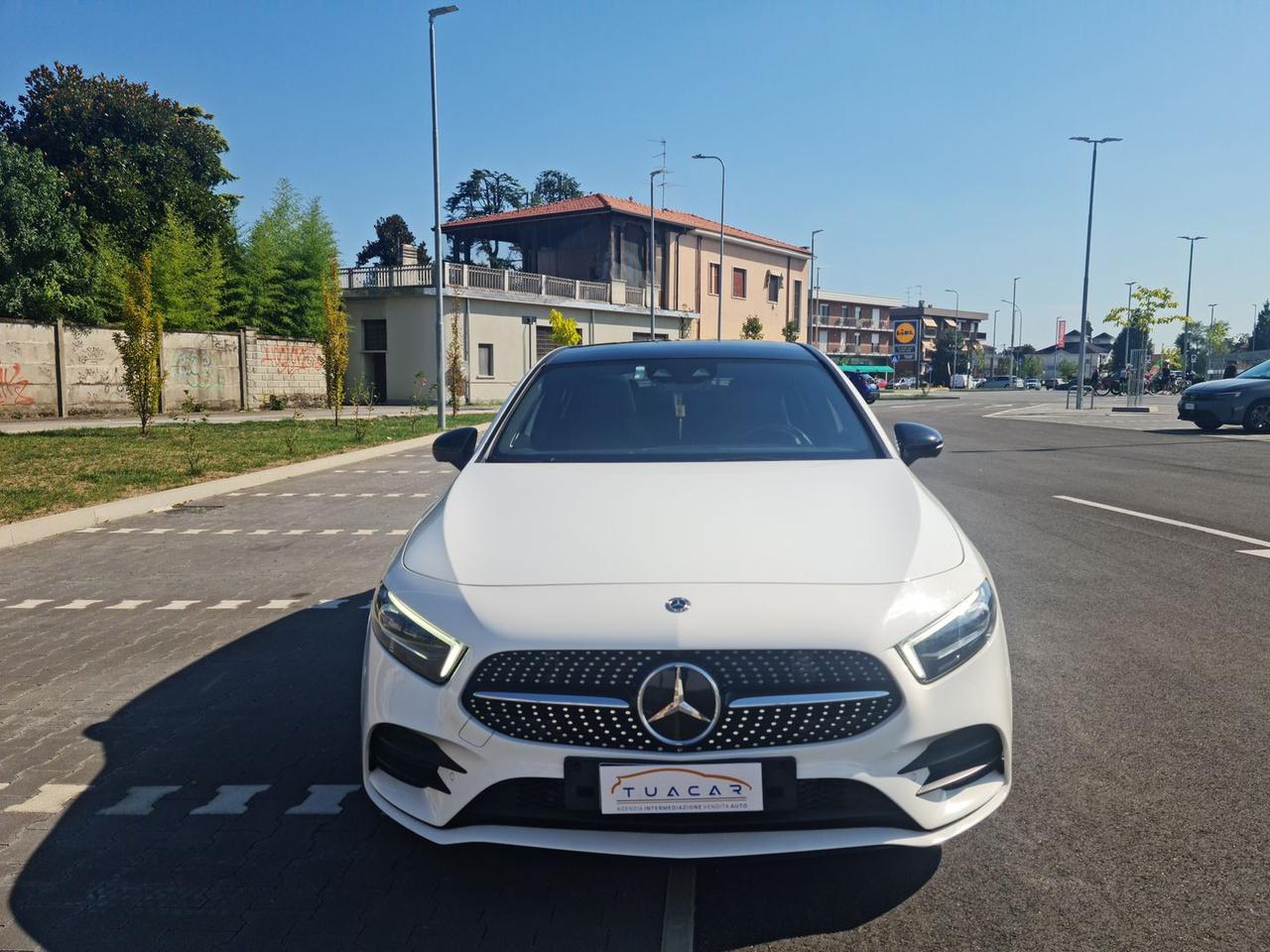 Mercedes-Benz A 180 AMG Line Premium #6483