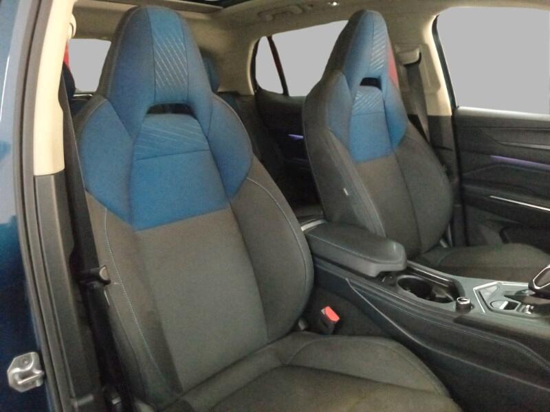 LYNK&CO 01 01 PHEV