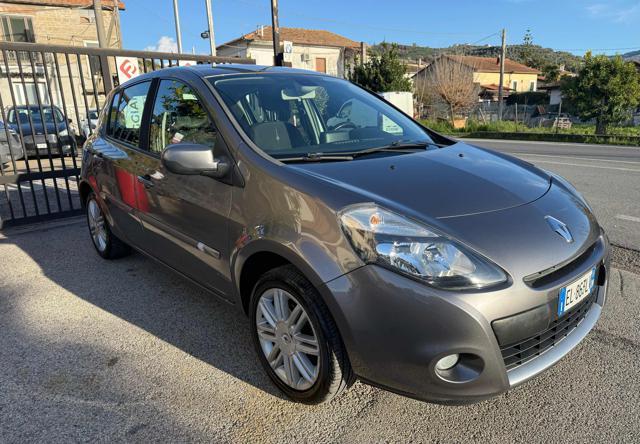 RENAULT Clio 1.2 16V 5 porte Dynamique