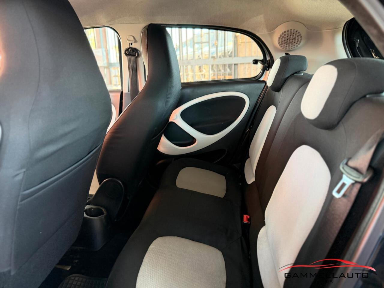 Smart ForFour 1.0 Youngster 71cv